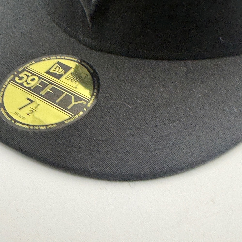 New Era 59FIFTY Toronto Blue Jays MLB Fitted Hat Black Red 7 1/2 20413762 - Picture 4 of 11